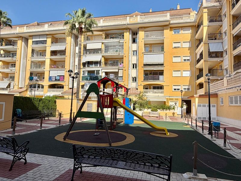 Foto 93f5d2f8-f10b-4e24-b6ce-de8bfc276379. Apartament amb calefacció aparcament piscina a Centro Urbano Dénia