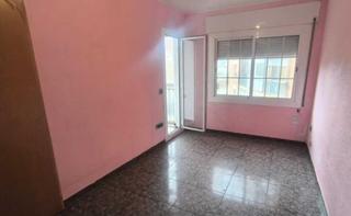 Pis  Passeig miquel i mas. Piso de 75m3 de tres habitaciones en capellades