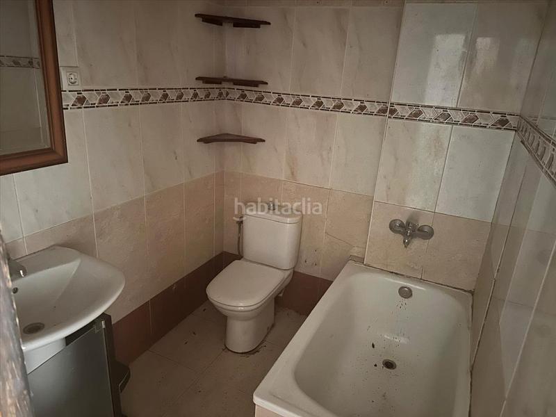 Foto 81cc5f68-4296-4bd9-b123-5f384d6d3830. Pis a Instituts-Universitat Lleida