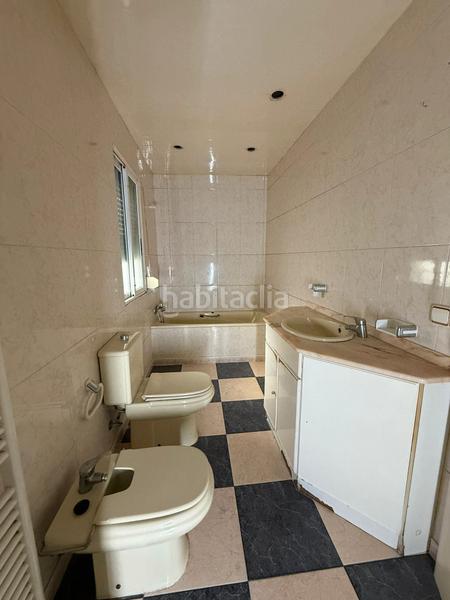 Foto adbbd622-778c-48bd-8eb6-0b52a4455196. Casa adossada a Mollerussa