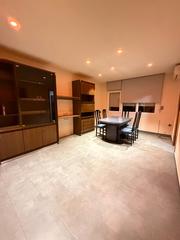 Appartement à Sant Guim de Freixenet. Piso de tres habitaciones con parking y trastero