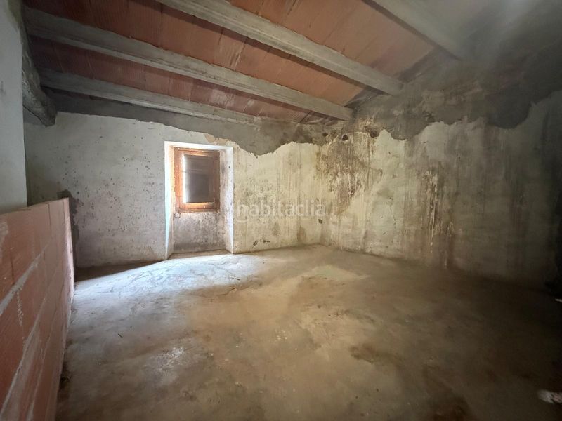 Foto 6d5b30bf-9c56-47d4-a60a-b7821288f67e. Casa adossada amb aparcament a Calaf