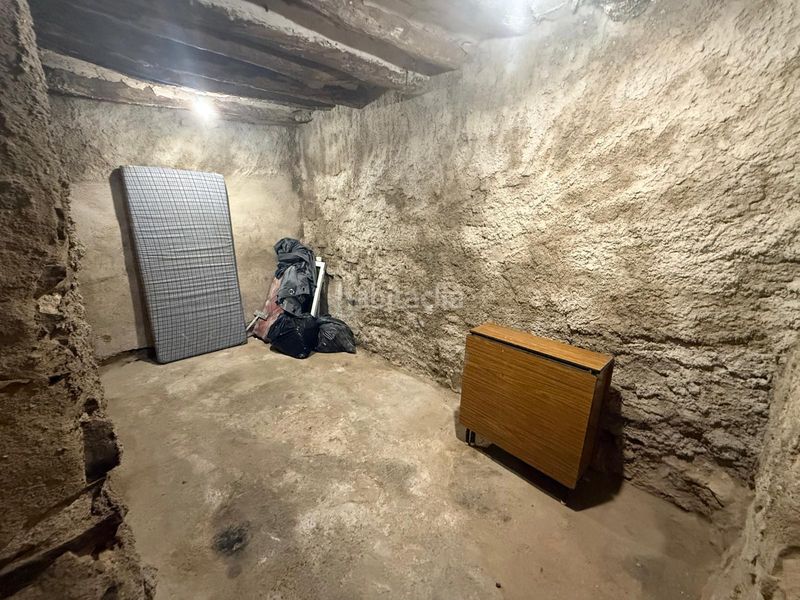 Foto c6b47a0e-6956-4e8f-97b0-0cbfa0a756ad. Casa adossada amb aparcament a Calaf