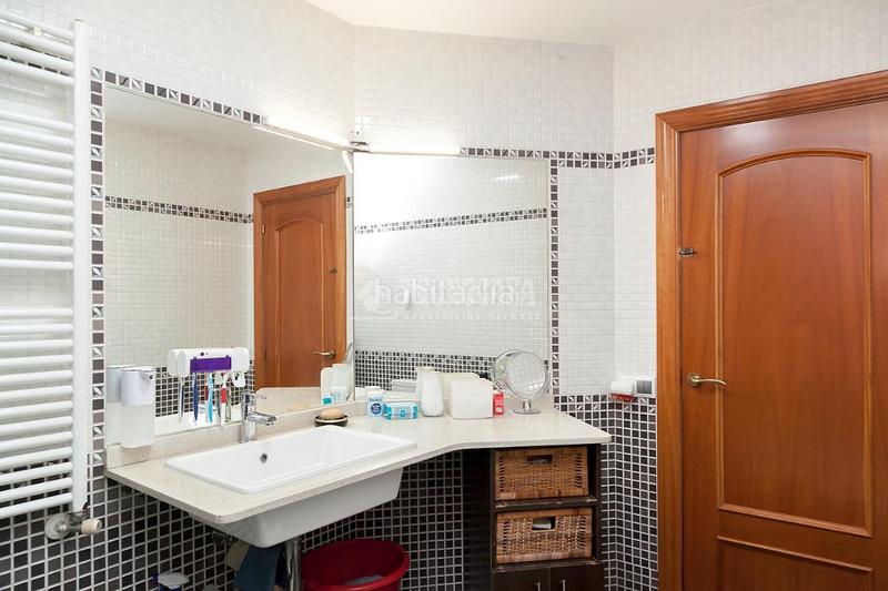 Foto 1bbb9fb9-73d5-434b-9c55-1e148273f55d. Pis a La Salut Badalona