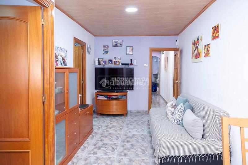 Foto 0fcf8650-a071-44dd-aac2-8cd67b136fc1. Piso  en venta en La Salut Badalona