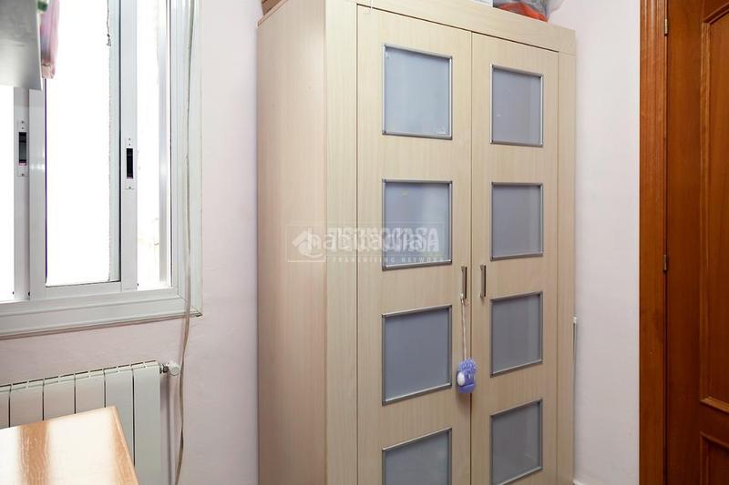 Foto 3f1b43eb-98dd-407d-b73b-02eef27ee975. Piso  en venta en La Salut Badalona