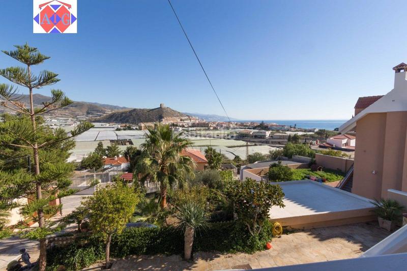 Foto 22f4281c-8ec7-4cba-a581-e6d1e57e4b08. Chalet en calle camino de la montaña (rom 5 0110 chalet en zona residencial, el romeral. en Castell de Ferro