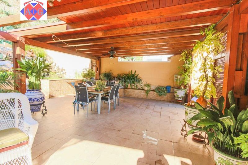 Foto b0ff9d79-49d0-4781-bbad-d524ef5083ed. Chalet en calle camino de la montaña (rom 5 0110 chalet en zona residencial, el romeral. en Castell de Ferro