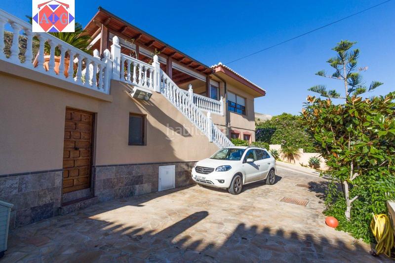 Foto d6beff11-5551-4ea6-a1c9-43852fd39ced. Chalet en calle camino de la montaña (rom 5 0110 chalet en zona residencial, el romeral. en Castell de Ferro