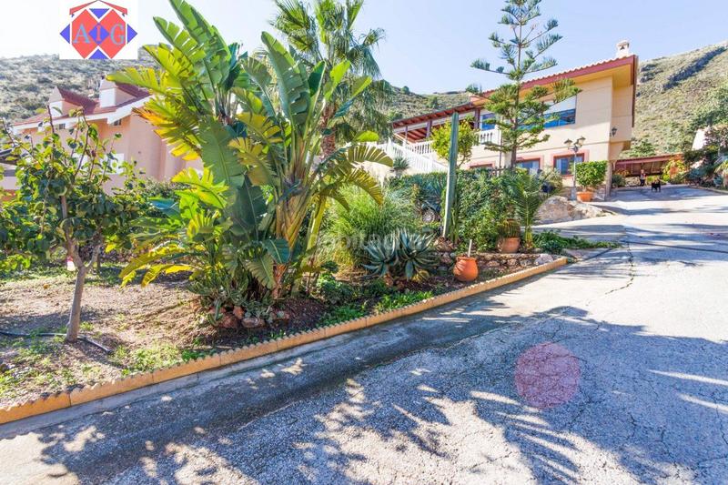 Foto de71fb9e-f5ba-4842-a18c-6dfc0b73158a. Chalet en calle camino de la montaña (rom 5 0110 chalet en zona residencial, el romeral. en Castell de Ferro