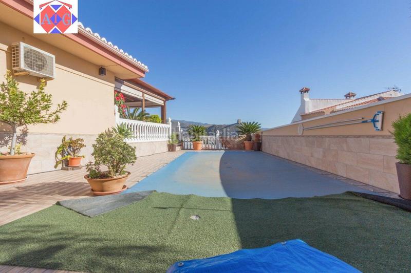 Foto eee0152a-a932-4453-ba94-7bc0af90f7b8. Chalet en calle camino de la montaña (rom 5 0110 chalet en zona residencial, el romeral. en Castell de Ferro