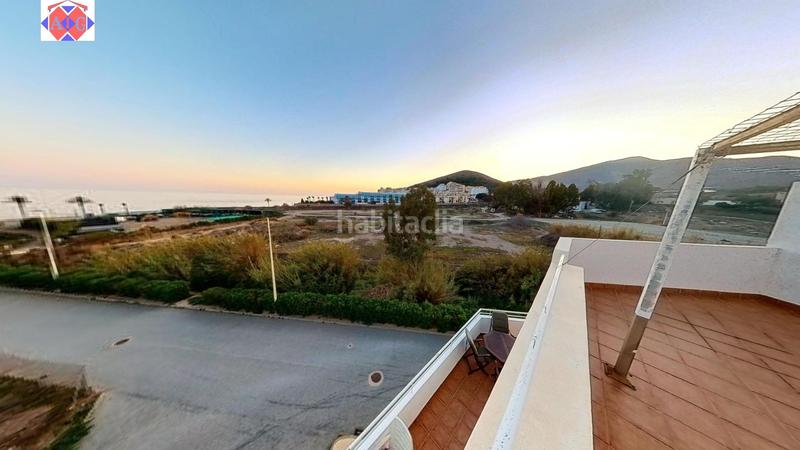 Foto 5c8ab1ee-31bd-4299-a968-51ef0a583b2e. Tríplex en calle dos (cam) 36 agi000165 triplex con vistas frontales al mar. en Lújar