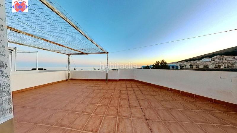 Foto 706dc4da-fc0d-4052-8958-4fd092243d40. Tríplex en calle dos (cam) 36 agi000165 triplex con vistas frontales al mar. en Lújar