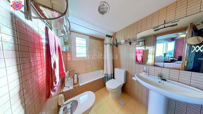 Foto 74f12dc7-ca2d-4952-b1df-6883631ebb95. Tríplex en calle dos (cam) 36 agi000165 triplex con vistas frontales al mar. en Lújar