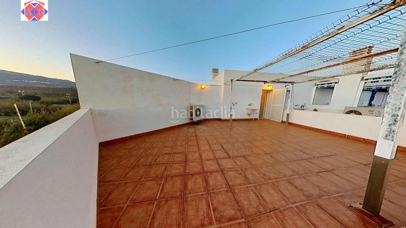 Foto aff5ad48-0182-4199-bacc-337078005b18. Tríplex en calle dos (cam) 36 agi000165 triplex con vistas frontales al mar. en Lújar