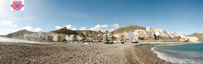 Foto 3b85a078-7c32-48e0-8350-8d0b9a98281e. Pis amb piscina a Castell de Ferro