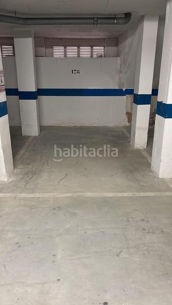 Foto c6715ab8-4c43-4ec1-a5f0-f1e074610460. Aparcament cotxe a Castell de Ferro