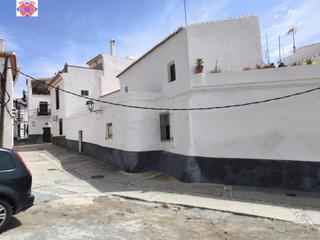 Casa adossada  Calle federico gutierrez (gua). Agi000218 impresionante casa junto a la plaza de gualchos