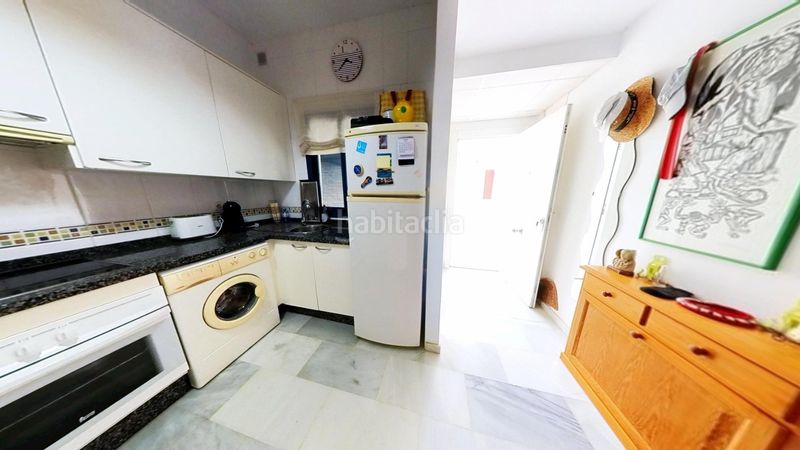 Foto da3b10c8-8bd8-4290-9e91-1f40f0ad7061. Pis amb aparcament piscina a Castell de Ferro