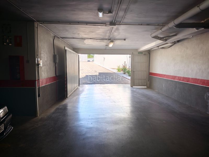 Foto 06913364-2df3-46f2-b54b-984f4679b845. Pis amb aparcament piscina a Albolote