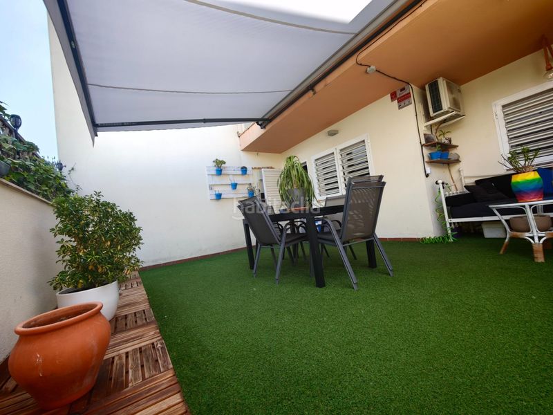 Foto 192a62f8-8ccd-4e00-ade1-2f4979c20a78. Pis amb aparcament piscina a Albolote