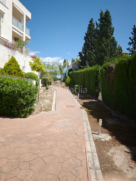 Foto 23ab423d-72e5-460b-8113-77912e7f6e65. Pis amb aparcament piscina a Albolote