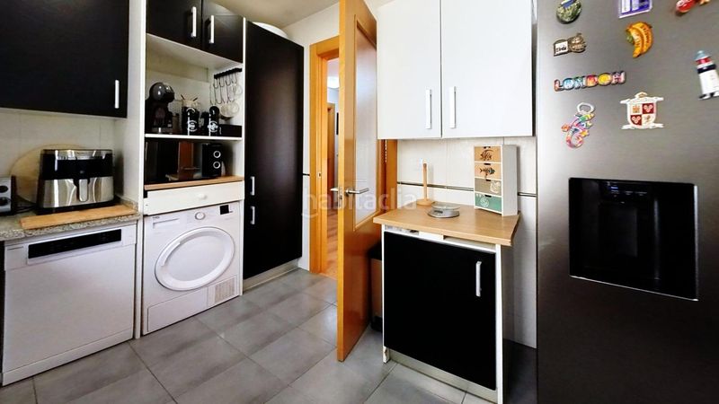 Foto 2b9000fa-dafc-4e12-97b4-c1b8ed2c9bfe. Pis amb aparcament piscina a Albolote