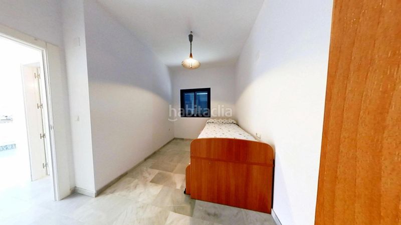Foto 9f9a59b6-83c5-4d82-8cbe-7b7254fc198b. Pis a calle cambriles 1 a Castell de Ferro