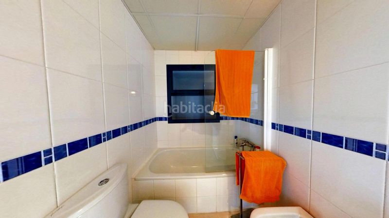 Foto ef3eb074-ab07-42bd-87bb-877ee865adef. Pis a calle cambriles 1 a Castell de Ferro