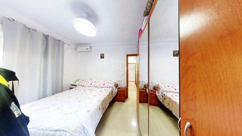 Foto f9fb4430-3afa-4176-a7cb-0eb46802886b. Pis a Castell de Ferro