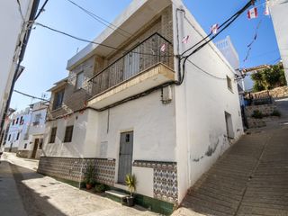 Mas à Lújar. Agi000301 amplia casa para reformar con dos accesos y gran terra