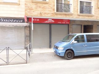 Lloguer Local Comercial a Crevillente. Local en calle comercial