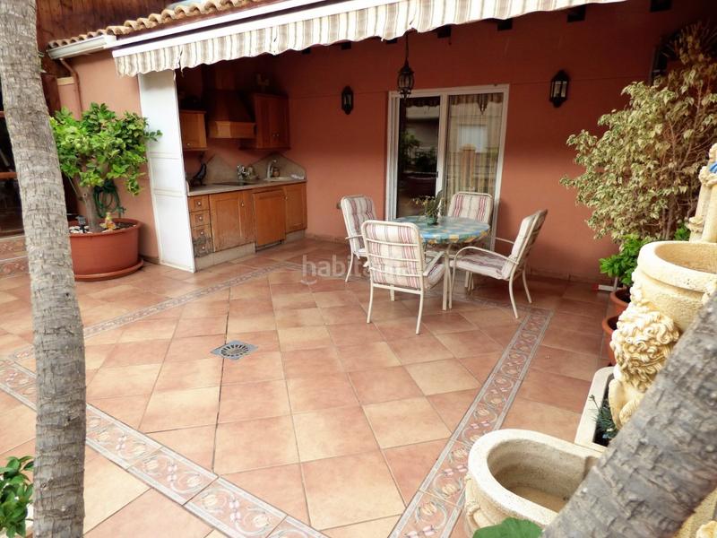 Foto 745c68fa-c3b3-4892-bca3-bcb46e36b2d4. Casa con riscaldamento parcheggio in Crevillente