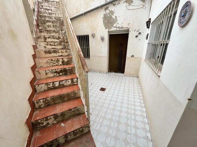 Foto 0f11ab5e-e1ed-4130-b384-f56869c9aaab. Casa  con local en Crevillente
