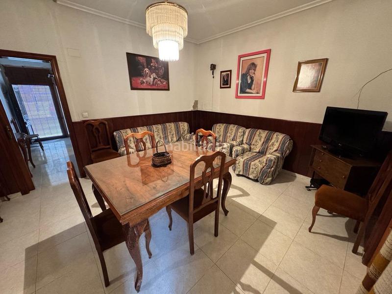 Foto 5858f578-3701-4b60-91d2-1c653b410c7f. Casa  con local en Crevillente