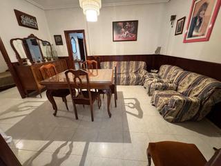 Casa en Crevillente. Casa con local