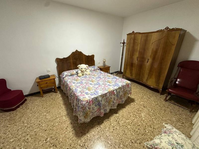 Foto ad49f8d1-8bfa-43d7-b744-cc61ed5cf69e. Piso vivienda en la zona de la carretera en Crevillente