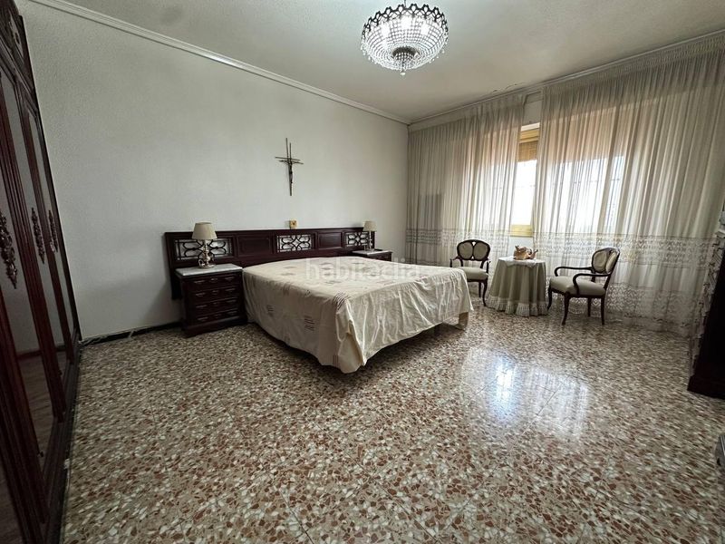 Foto b9d95f7b-fe46-444e-bc34-2aaadb025143. Àtic a Crevillente