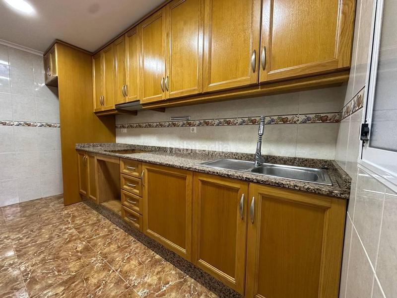 Foto 0d623cd9-079f-4d9c-9dc5-cf3dad4c4a67. Pis amb calefacció aparcament a Crevillente