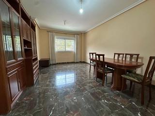 Pis a Crevillente. Vivienda de 2 dormitorios  plaza de garaje  trastero