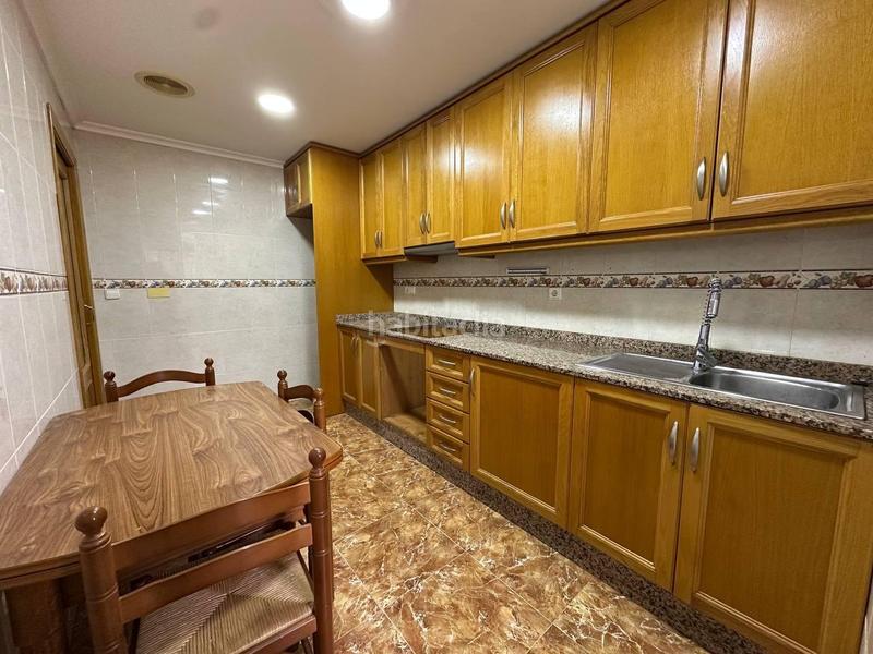 Foto d05a87f8-d30e-4847-9a1e-dcba6d062e03. Pis amb calefacció aparcament a Crevillente