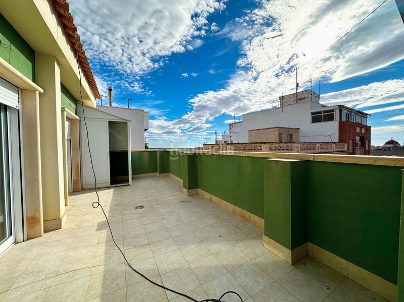 Foto 01eab716-61c9-40da-be6a-717a6515d893. Àtic amb aparcament a Crevillente