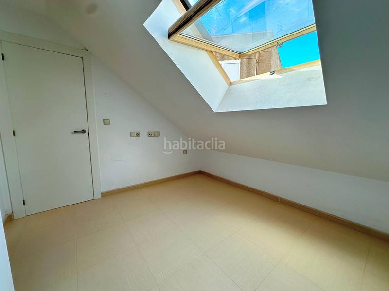 Foto e492e070-e3dd-4618-a113-221823b98a44. Àtic amb aparcament a Crevillente