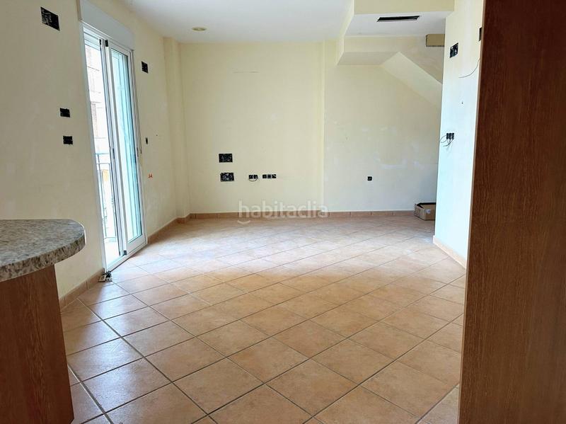 Foto 7a612f8b-6097-4a48-88fb-ab9b576395c0. Zweistöckige wohnung mit parking in Crevillente