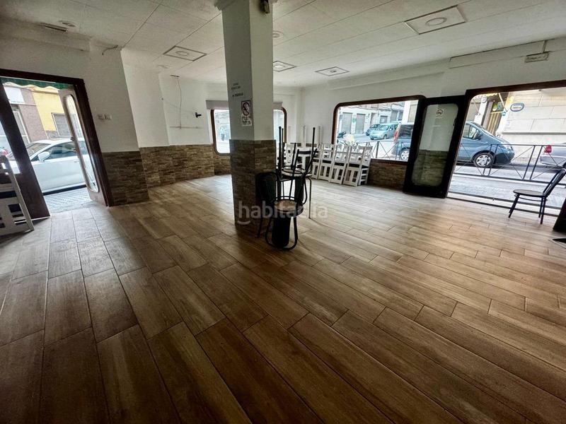 Foto 5ce52197-928c-44d9-a755-74c2340a2404. Local comercial local esquina en Crevillente