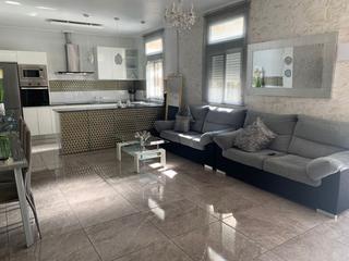 Planta baixa a Crevillente. Planta baja centrica. reformada.