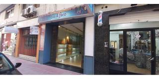 Local commercial à Centre. Local en venta en alzira