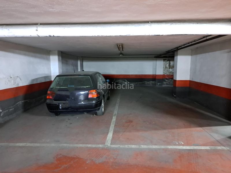 Foto fa97377c-7bc0-4092-beb6-2146b16fe7ef. Aparcament cotxe a Pere Crespí Alzira