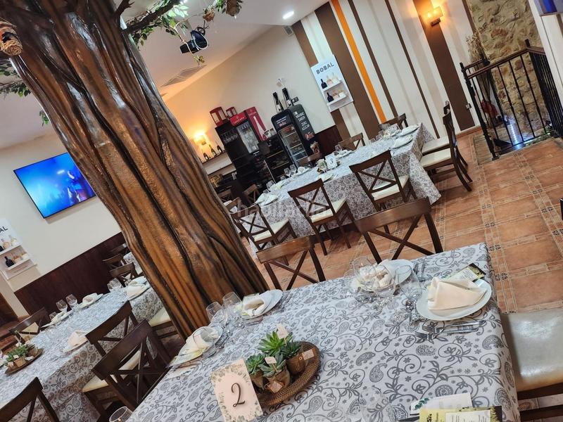 Foto 09481da9-cd08-4ae2-b89c-b3d604d9f194. Alquiler local comercial restaurante en pleno funcionamiento con parque para niños en Alzira
