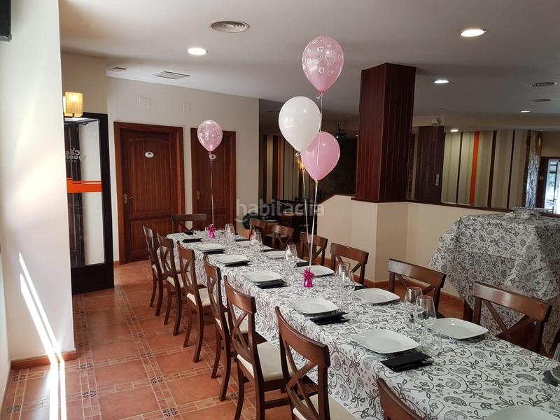 Foto 46cb1272-bf0e-4aa5-b7e0-0d4d911da718. Alquiler local comercial restaurante en pleno funcionamiento con parque para niños en Alzira